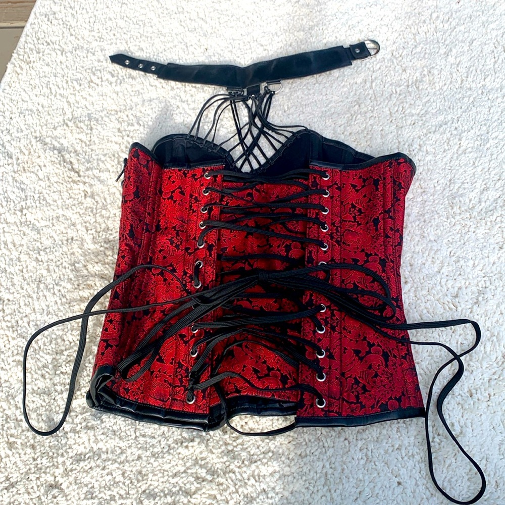 Red corset lingerie floral studded size 26 GOTHICXO